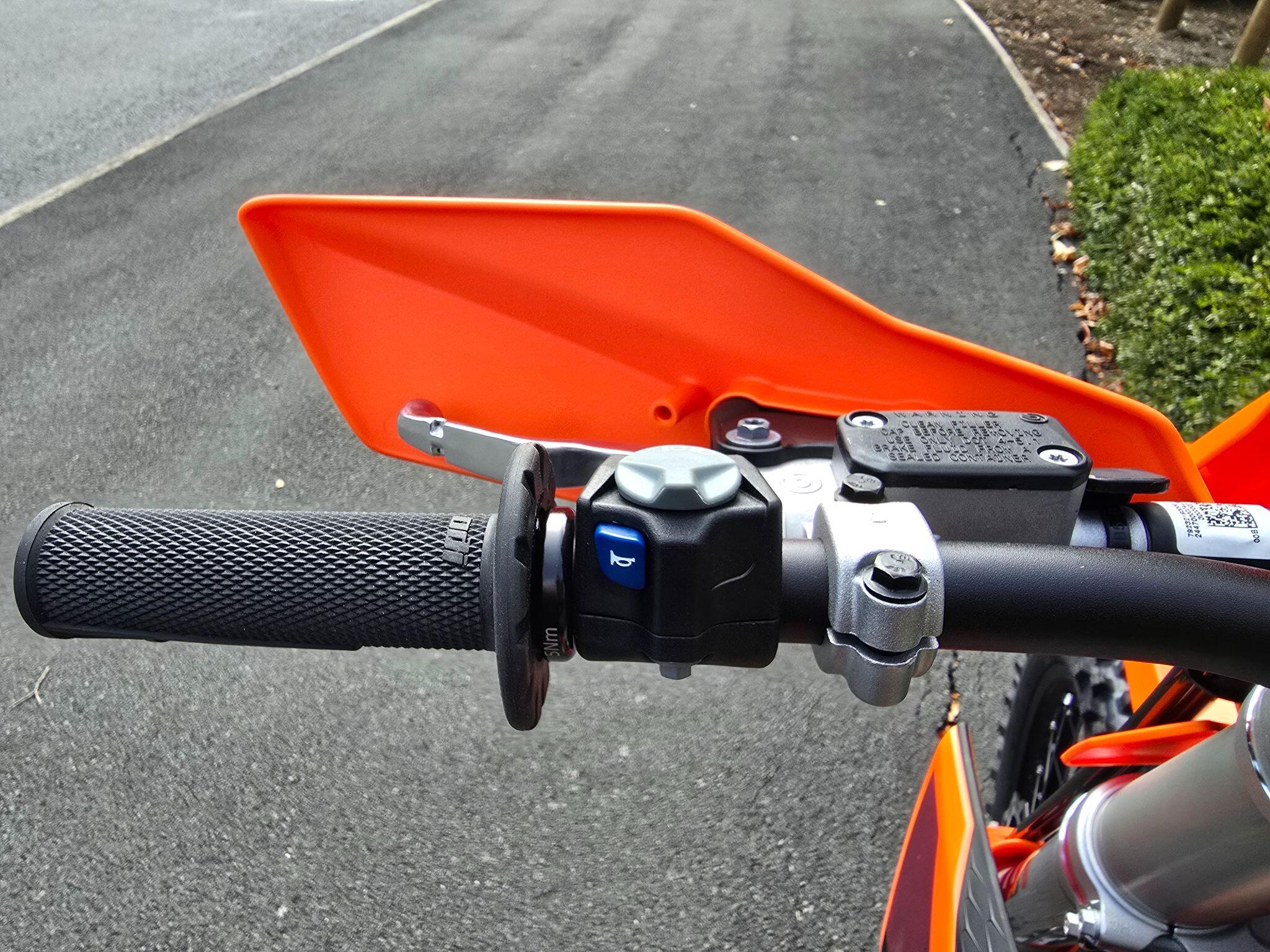 2025 KTM 250